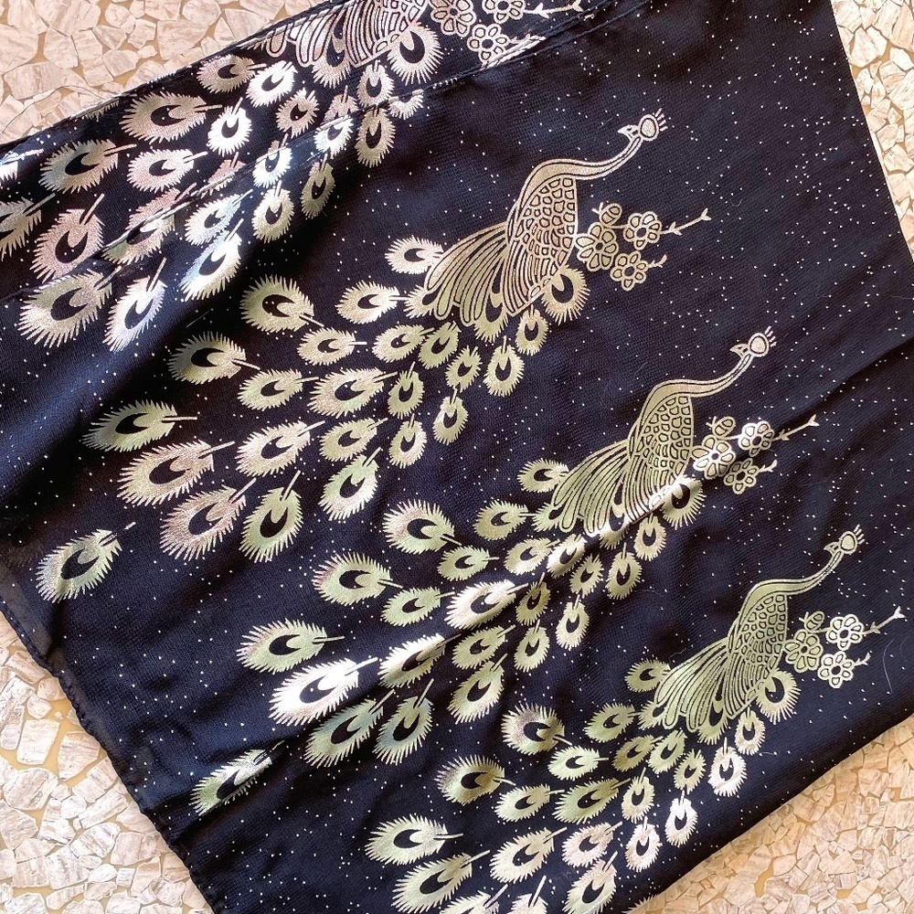 Beautiful Silver peacock printed Egyptian black cotton scarf NWOT